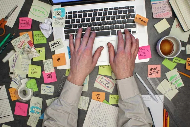 Cleaning Your Messy Desk